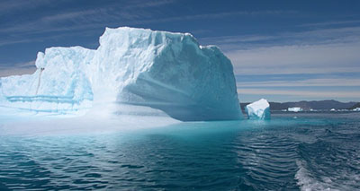 جزيرة غرينلاند تشهد أضخم عملية ذوبان لسطحها الجليدي