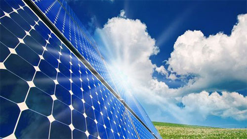 افتتاح أول فندق عامل بالطاقة الشمسية في الإمارات العربية