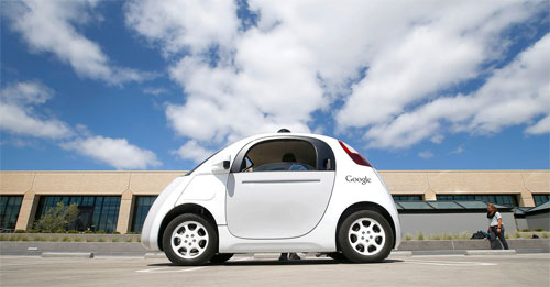 "جوجل" تختبر سيارتها ذاتية القيادة في الشوارع
