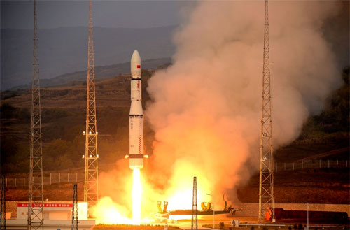 الصين تطلق صاروخا من نوع جديد إلى الفضاء