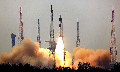 الهند تطلق إلى الفضاء أول مرصد للأبحاث