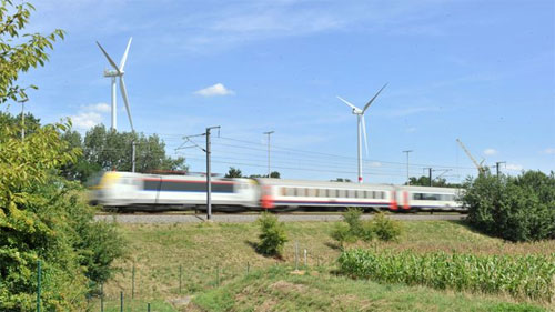 بلجيكا تبدأ تشغيل 170 قطارا بطاقة الرياح