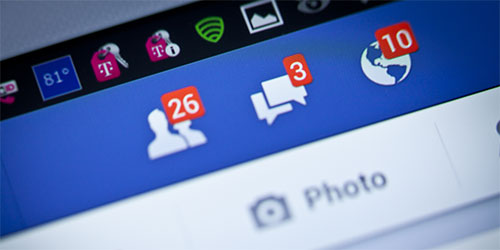«فيسبوك» يختبر ميزة جديدة للبحث داخل الصفحات الشخصية