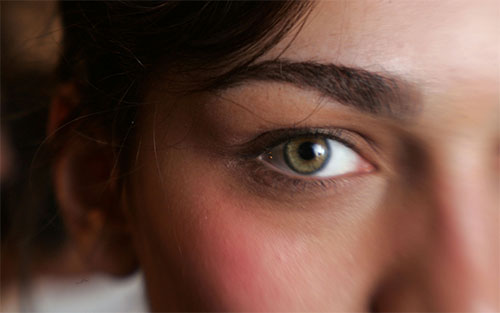 دراسة: عين الإنسان قادرة على التقاط "الفوتون"