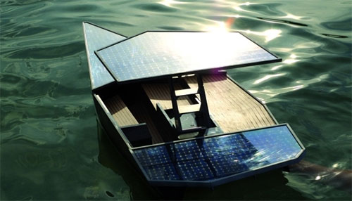 الهند تدشن أول خدمة لقوارب تعمل بالطاقة الشمسية في ولاية "كيرلا"