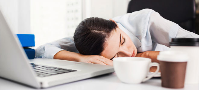 كيف تؤثر قلة النوم على الدماغ والنشاط اليومي