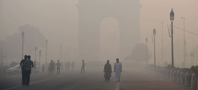 الضباب الدخاني يطبق على العاصمة الهندية وارتفاع مستويات التلوث